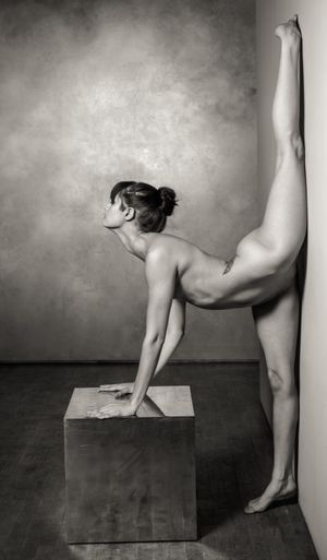 Gorgeous MILF Caught in The Wild