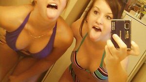 Bikini selfie