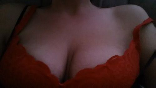 Saturday Morning cleav (f)