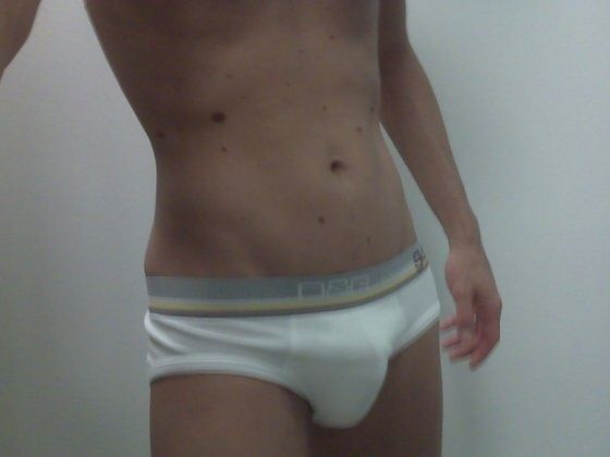 slim briefs