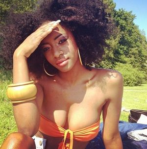 sexy ebony amateur girl