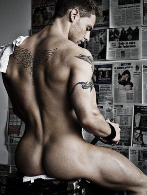 Reblog: Enjoy my
archives: Sexy Gay Men and Random
Gay Posts