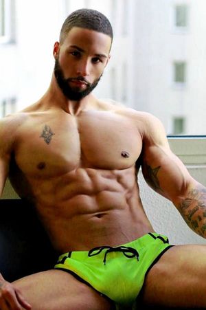 Reblog: Enjoy my archives: Sexy Gay Men and Random Gay Posts