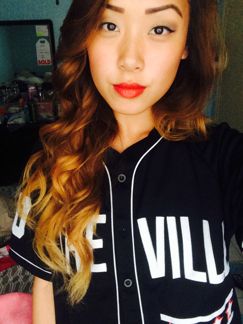 Pretty Asian Girl in Jersey Selfie
