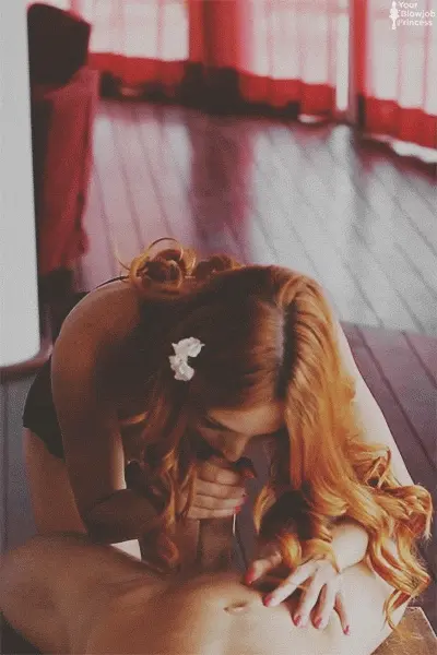 Amazing blowjob gif with pretty long haired redhead babe.