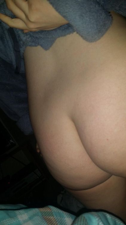 The answer to “what are you wearing now? ” (F)...