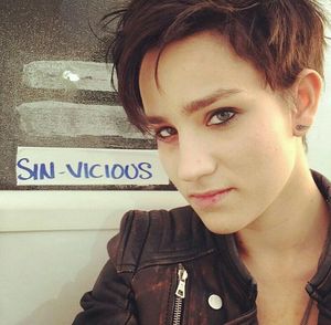 Bex Taylor Klaus 6