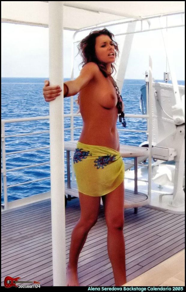 Alena Seredova topless