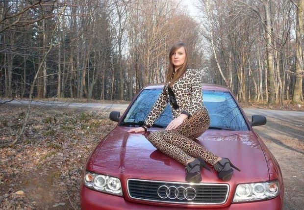 Blonde rookie on a hood.