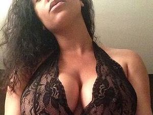 Visit Megan Harding's Chat Room So it's my one year anniversary with my fianc&#233; today and what better way to celebrate than to make a couples room on here! I'm hoping the room will be up and running by tonight so that you guys can enjoy and share our