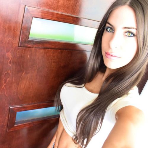 @jenselter (via selfshotmag): Feeling fresh after a killer...