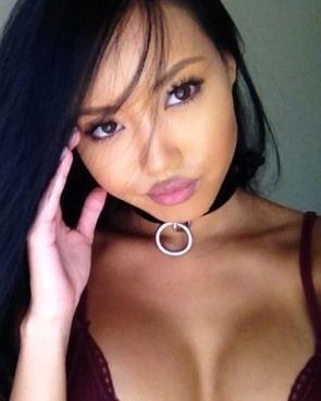 Tiffany luu slipped her collar