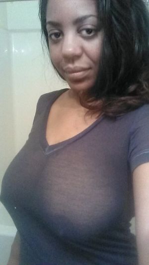 Fat black tits see thru shirt on Everydaycams
