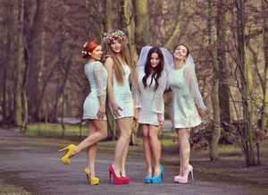 Four astonishing brides, that is a way to much for a one picture