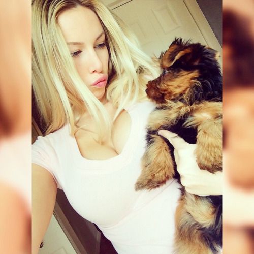 @doroshina (via selfshotmag):