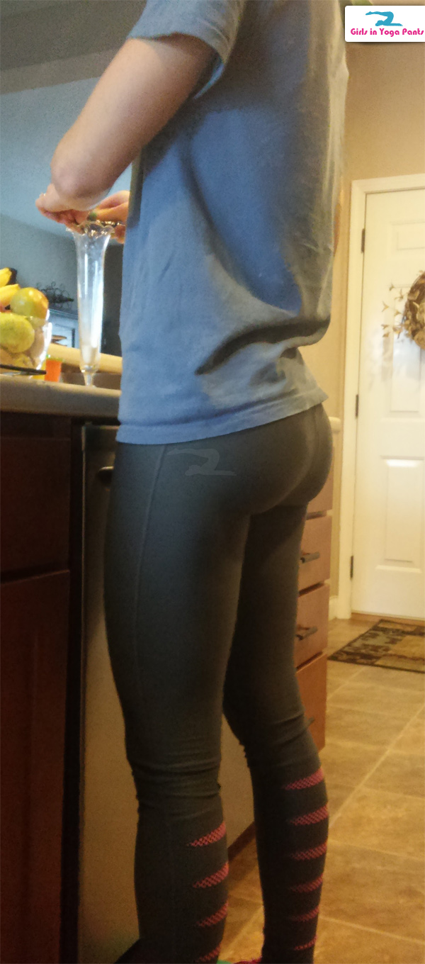 A tiny girl with an epic bubble booty