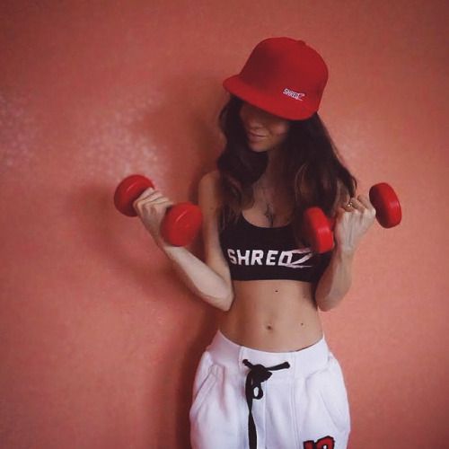 @youryani (via selfshotmag): Look good, feel good! Wearing my...