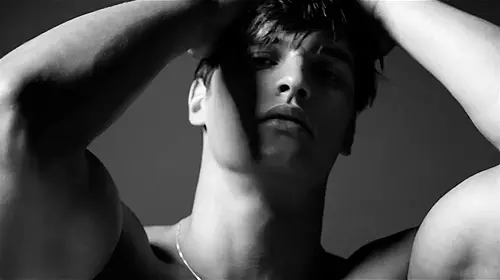 Reblog: brentwalker092:Too hot for anybody’s good…