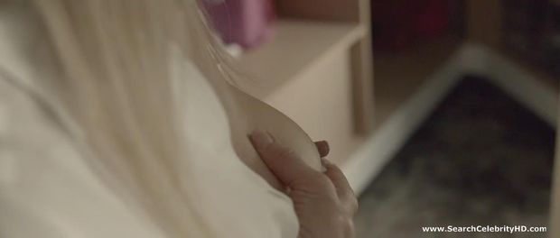 Kim Basinger nude - I Am Here