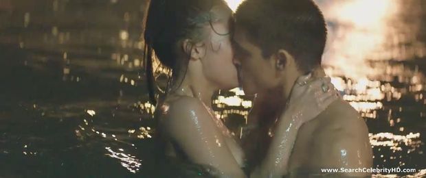 Alicia Vikander nude - Son of a Gun