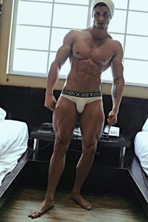 Reblog: Enjoy my archives: Sexy Gay Men and Random Gay Posts