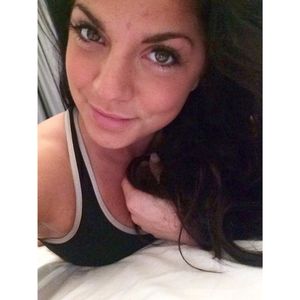 @oidao (via selfshotmag): An early morning at the gym is...