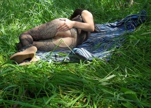 Huge fan of dogging and beeing someone slut, especially public and outdoor