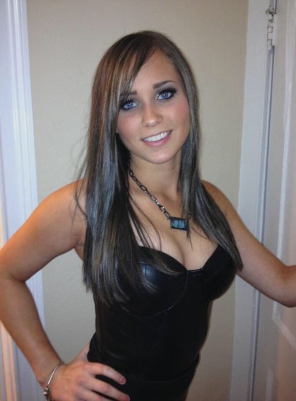 Gorgeous babe