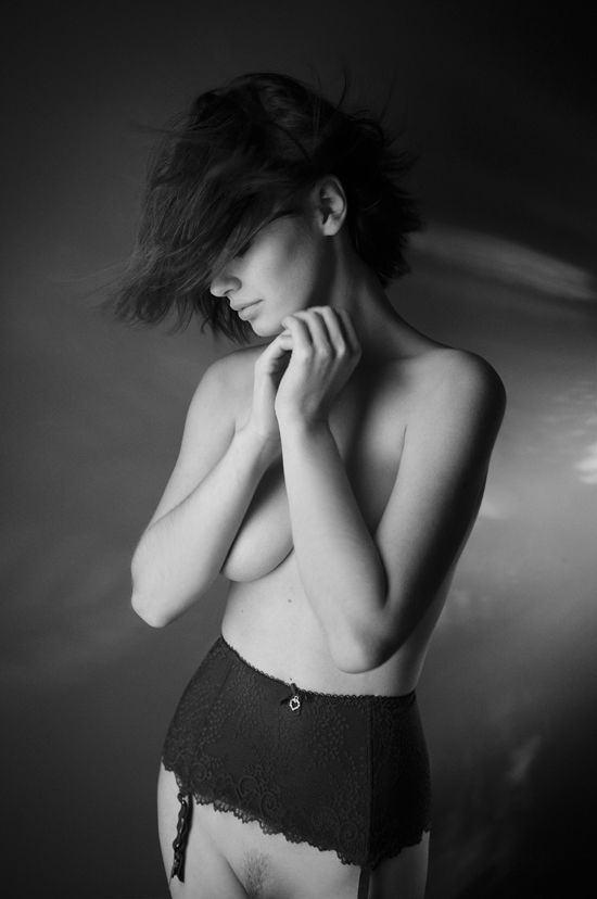 Classy Naked Sex Bunny In Stockings 1468819