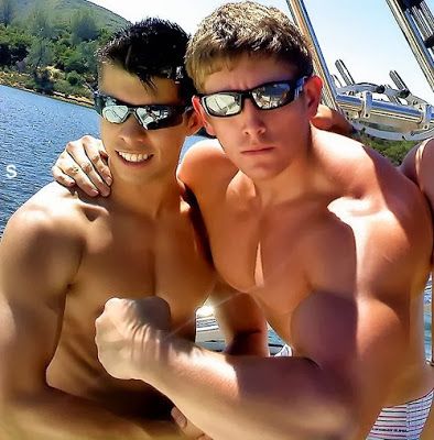 Reblog: Enjoy my
archives: Sexy Gay Men and Random
Gay Posts