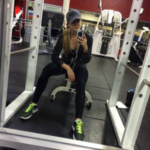 @alexsilverfagan via selfshotmag: Took 3 days off. Felt weird....