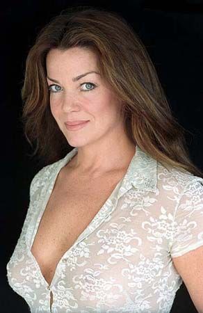 Claudia Christian