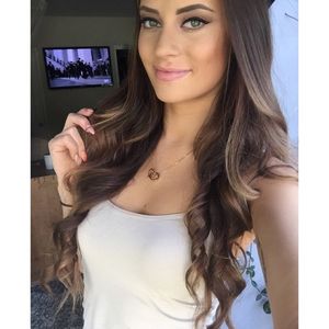 @hannahstocking via selfshotmag: Makeup by my lady @ninasmakeup...