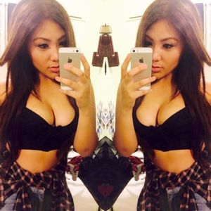 sheenarosea: Nobody else’s it’s yourssszzzz #darkhairsass...