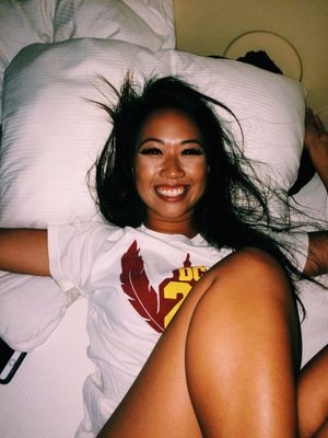 tindycran: Happy girl after a big fancy dinner in Hawaii lol...