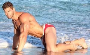 Reblog: Enjoy my archives: Sexy Gay Men and Random Gay Posts