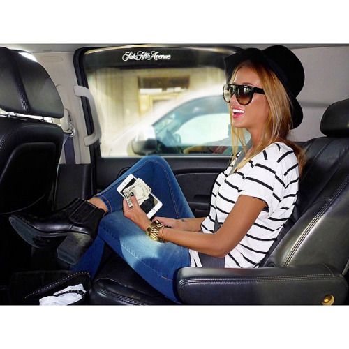 @reneesomerfield (via selfshotmag): Retail Therapy #90210