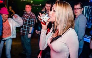 Free drink after swallowing huge cumshot