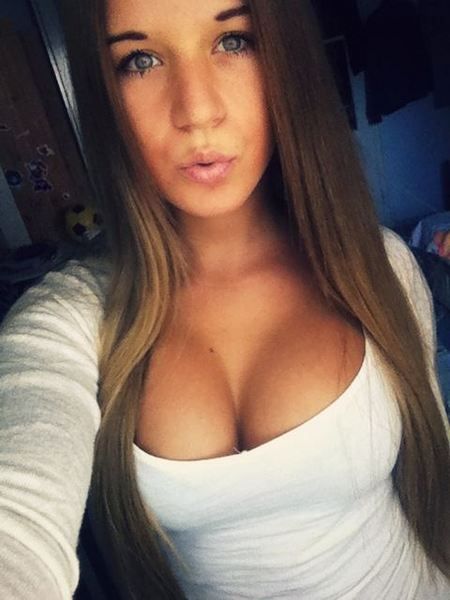 Cute Brunette Girl With Huge Tits Selfie