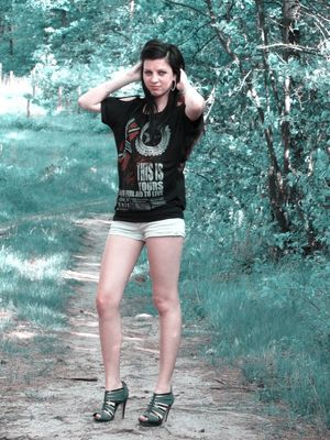 Young chick is trying dogging for her first time