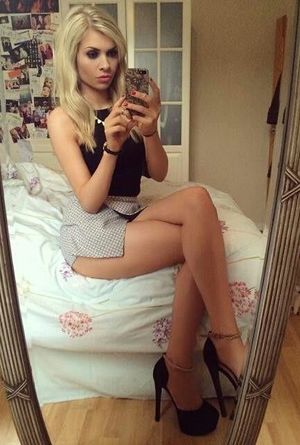 chavs-whores-sluts-slags: Checking herself out&#8230; &#8230; #CHAV #SLUT #SLAG #BRITISH #UK #BUSTY #CLEAVAGE #STACKED #SELFIE