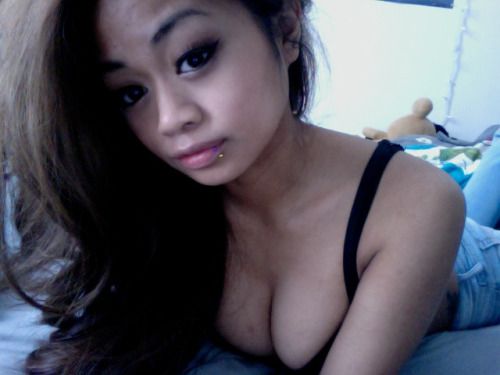 lillielux:when iSight gets its white balance wrong.Follow me...