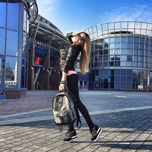 @dashamart (via selfshotmag):