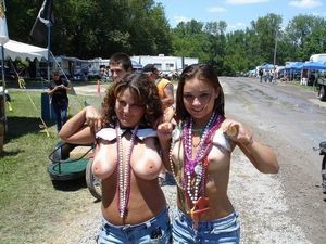 Partying with mom and flashing tits
