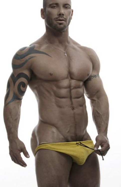 Reblog: hotimages:Scott Cullens