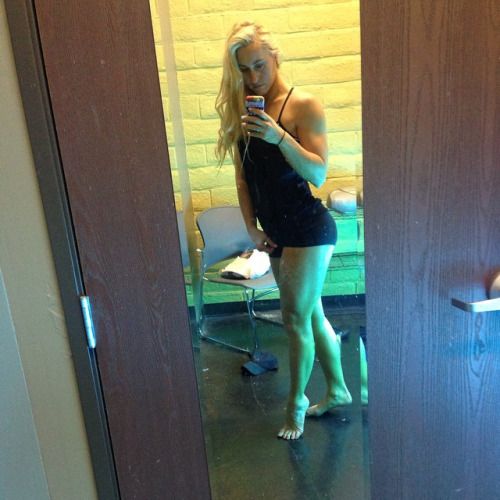 That tanning bed lighting.

That tanning bed lighting.