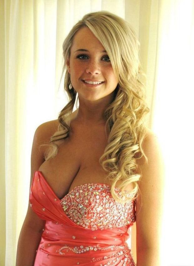 Big tit teen in her prom dress