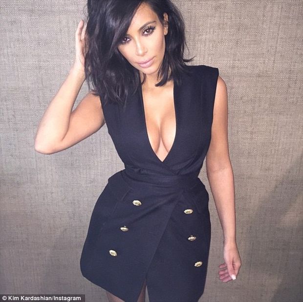 Kim Kardashian NUDE BOOBS in Mini Dress on Her Selfies on Instagram