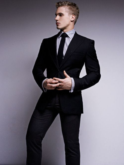 Reblog: Enjoy my archives: Sexy Gay Men and Random Gay Posts