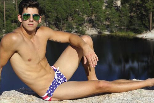 Reblog: Enjoy my archives: Sexy Gay Men and Random Gay Posts